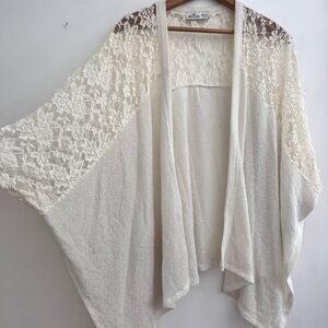 Wide Sleeve Shawl